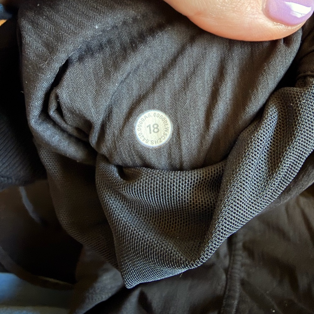 Lululemon Women's Beyond the Studio Jogger 18 Black - Picture 5 of 7